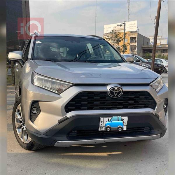 Toyota for sale in Iraq